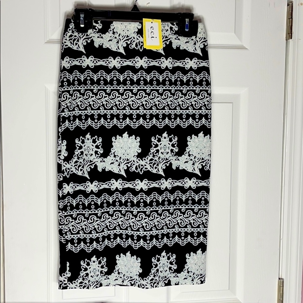 Black nd white skirt